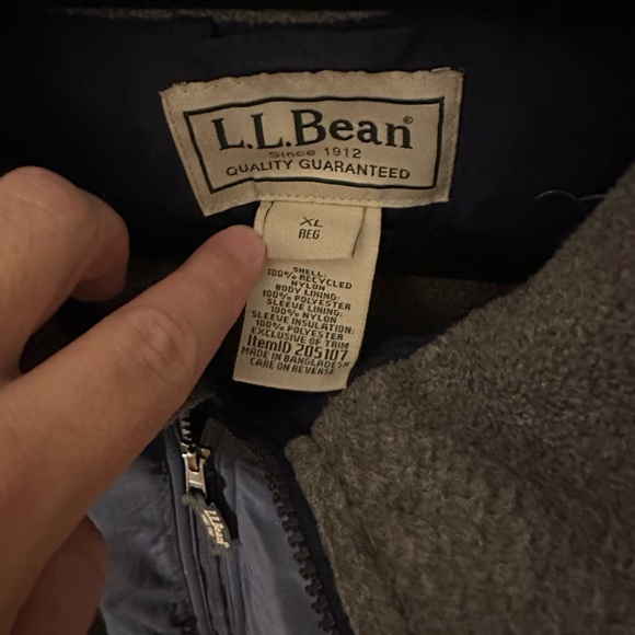 L.L. Bean Jacket~Blue Coat~Size XL - Picture 2 of 4